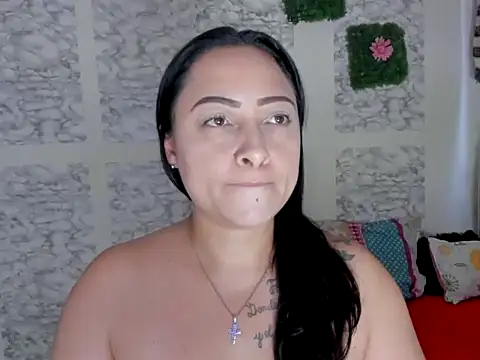 XXXStephanie XXX online show from February 16, 11:01 pm