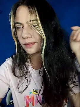 Snapshot of Megan_nica chatting on April 24, 1:52 am Megan nica online show from April 24, 1:52 am
