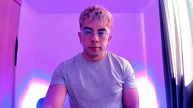 davidMars1 online show from February 27, 7:47 pm