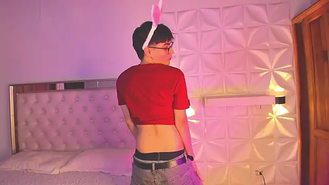 Snapshot of IamJuanJoc chatting on February 4, 3:23 am IamJuanJoc online show from February 4, 3:23 am