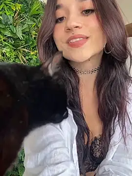 Snapshot of _Charlotte_Rose chatting on February 4, 8:25 pm Charlotte Rose online show from February 4, 8:25 pm