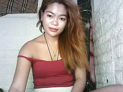 Snapshot of Sexyhotjove chatting on July 5, 2:29 am Sexyhotjove online show from July 5, 2:29 am