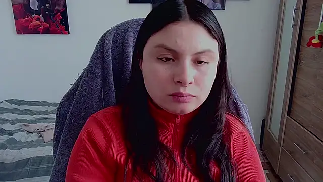 yessica gomez01 online show from April 15, 7:10 pm