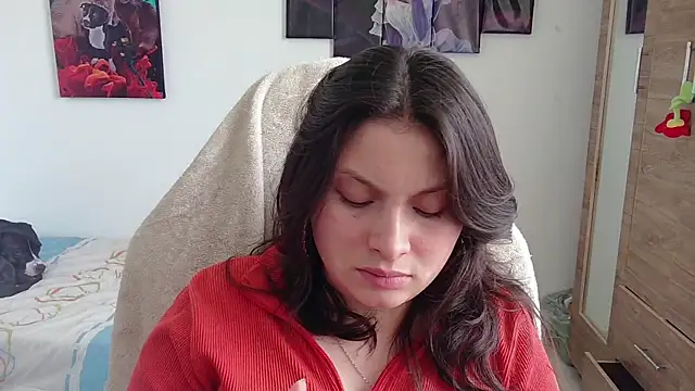 Snapshot of yessica_gomez01 chatting on May 5, 8:28 pm yessica gomez01 online show from May 5, 8:28 pm