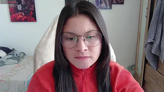 Snapshot of yessica_gomez01 chatting on May 26, 10:17 pm yessica gomez01 online show from May 26, 10:17 pm
