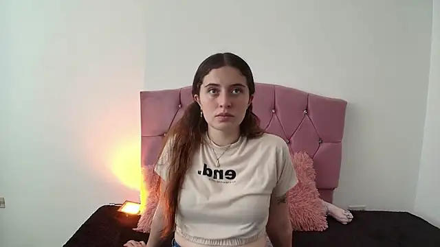 Snapshot of Cherry_Boomxx chatting on February 26, 5:56 pm Cherry Boomxx online show from February 26, 5:56 pm