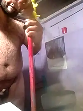 Guanatos13 online show from April 28, 3:55 am