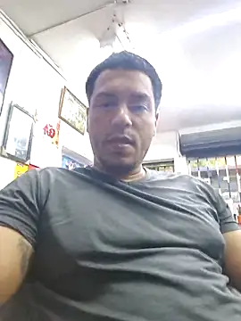 mago vive online show from April 13, 10:04 pm