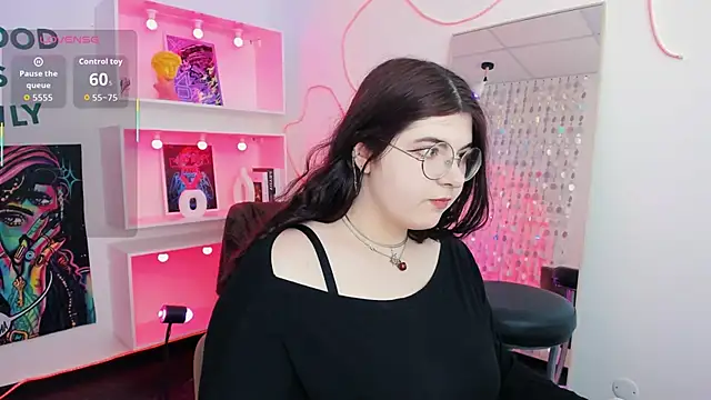 Siena aa online show from April 15, 6:04 pm