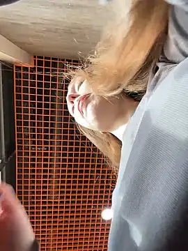 LeiaMood online show from February 18, 6:53 am