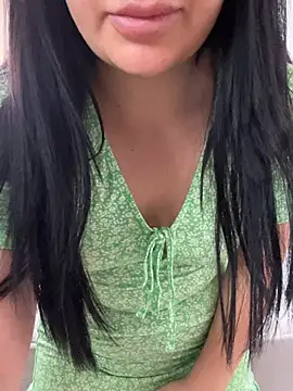 Snapshot of melissiaayzem chatting on June 19, 2:43 pm melissiaayzem online show from June 19, 2:43 pm