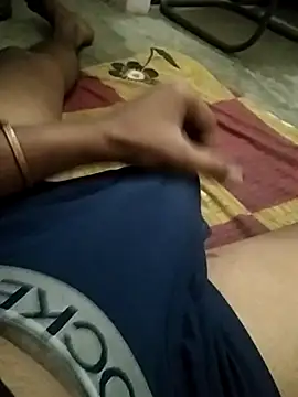 Snapshot of Mafiya0102 chatting on February 24, 11:52 am Mafiya0102 online show from February 24, 11:52 am