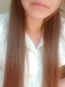 jjennyyy online show from April 10, 6:29 am