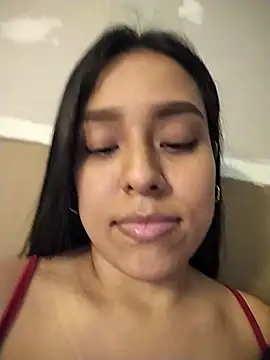 Snapshot of Aleja_1426 chatting on July 20, 11:18 pm Aleja 1426 online show from July 20, 11:18 pm