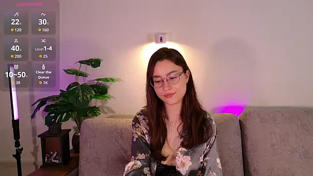 classy     online show from June 15, 4:42 pm
