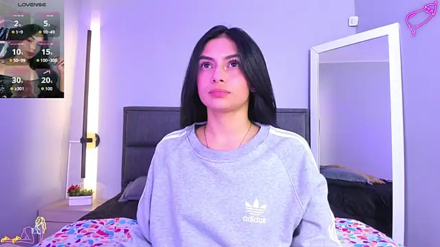 lilith petit  online show from March 6, 12:23 pm