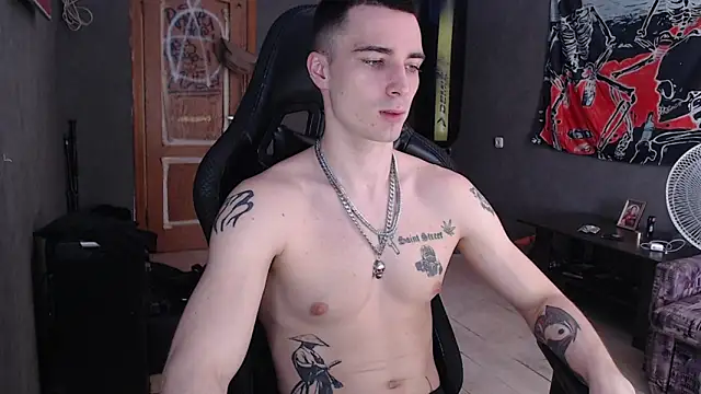 Snapshot of Jack_loveeee chatting on May 6, 9:47 am Jack loveeee online show from May 6, 9:47 am