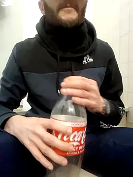 80julien online show from February 6, 10:29 am