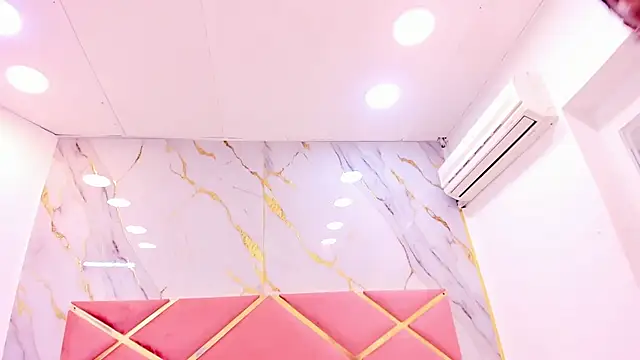 Snapshot of passion_black chatting on February 3, 6:46 pm passion black online show from February 3, 6:46 pm