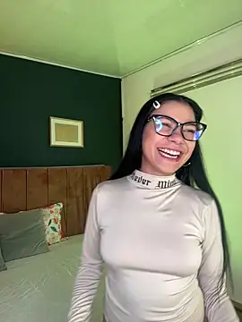 Snapshot of Little_Lexyy chatting on June 23, 5:27 am Little Lexyy online show from June 23, 5:27 am