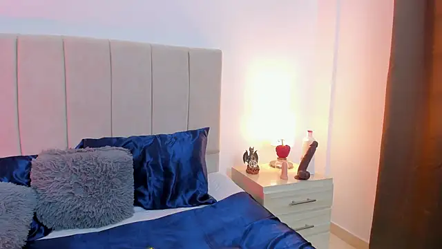 nathy bush online show from April 13, 7:08 pm