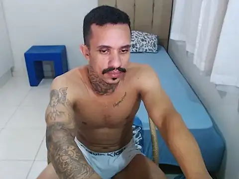 lipegonzalezz online show from February 22, 3:18 am