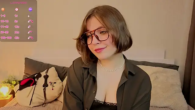 Next2Marie online show from April 15, 5:36 am