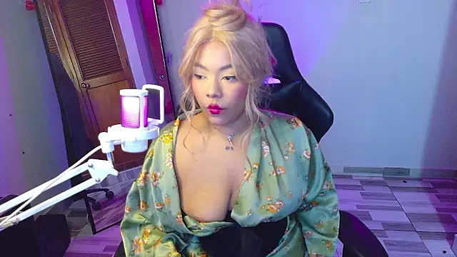 Snapshot of MarianaPradax chatting on February 17, 12:56 pm MarianaPradax online show from February 17, 12:56 pm