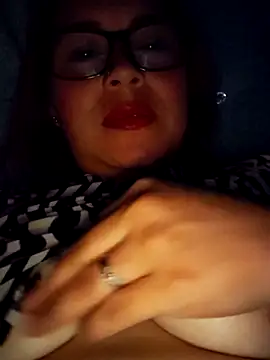 THALASSA DIOSA online show from April 22, 2:47 am