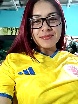 Snapshot of THALASSA_DIOSA chatting on July 4, 4:51 am THALASSA DIOSA online show from July 4, 4:51 am