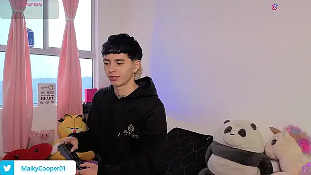 Maiky Cooper01 online show from March 24, 1:27 pm