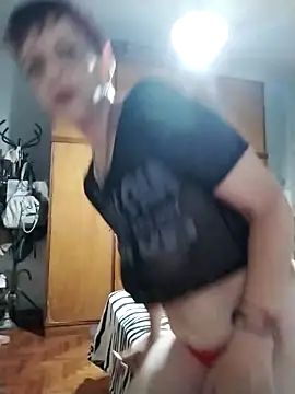 Snapshot of Juguetonafogosa5 chatting on February 2, 4:11 am Juguetonafogosa5 online show from February 2, 4:11 am