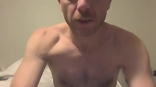 FrankieFuckMe online show from February 2, 5:28 am