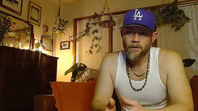 Snapshot of marcus_graves_13 chatting on February 26, 1:48 am marcus graves 13 online show from February 26, 1:48 am