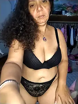 Gorditacarlota online show from March 4, 2:28 am