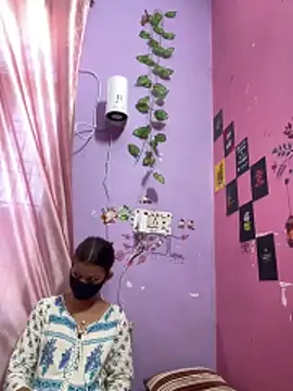 MissHermione2 online show from April 12, 5:56 am