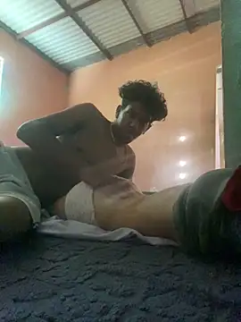 javi182025 online show from February 13, 9:22 pm