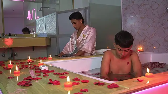 Snapshot of LiamJaxon chatting on February 5, 3:55 am LiamJaxon online show from February 5, 3:55 am