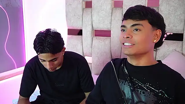 Snapshot of LiamJaxon chatting on February 21, 4:13 am LiamJaxon online show from February 21, 4:13 am