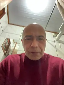 Snapshot of dogfrota chatting on June 12, 9:14 pm dogfrota online show from June 12, 9:14 pm