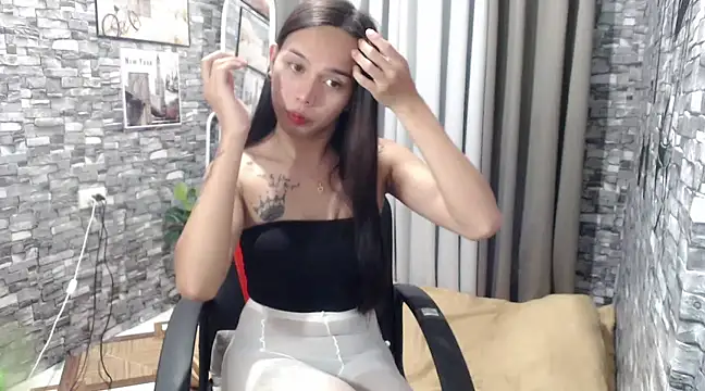 Snapshot of LOVELYMAYUMIE chatting on February 26, 10:04 am LOVELYMAYUMIE online show from February 26, 10:04 am