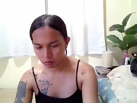 Snapshot of LOVELYMAYUMIE chatting on April 8, 8:03 am LOVELYMAYUMIE online show from April 8, 8:03 am