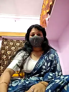 Priyaji7575 online show from February 2, 6:01 am