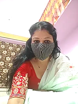 Priyaji7575 online show from February 7, 5:55 am