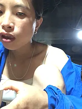 Snapshot of sun-shii chatting on May 18, 11:10 pm sun-shii online show from May 18, 11:10 pm