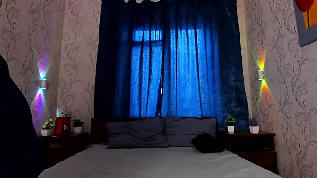 JessicaBeverly  online show from May 22, 1:28 pm