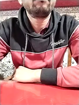 Snapshot of studio-my chatting on February 5, 2:54 pm studio-my online show from February 5, 2:54 pm