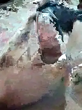 Snapshot of studio-my chatting on February 7, 5:49 pm studio-my online show from February 7, 5:49 pm