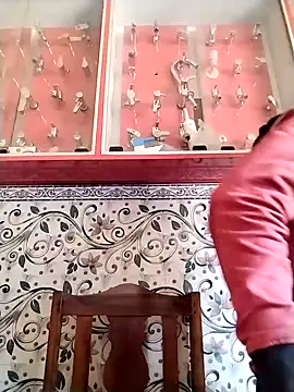 Snapshot of studio-my chatting on February 8, 6:06 am studio-my online show from February 8, 6:06 am