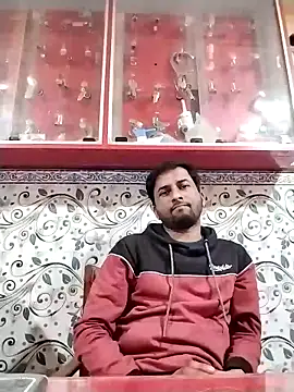 Snapshot of studio-my chatting on February 11, 3:17 pm studio-my online show from February 11, 3:17 pm